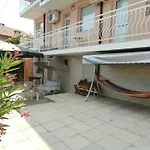 Karina Guest house 4*