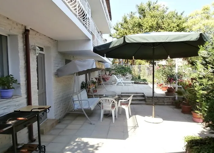 Guest house Karina Balchik