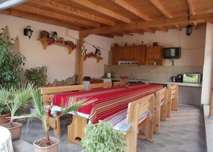 Karina Guest house 4*