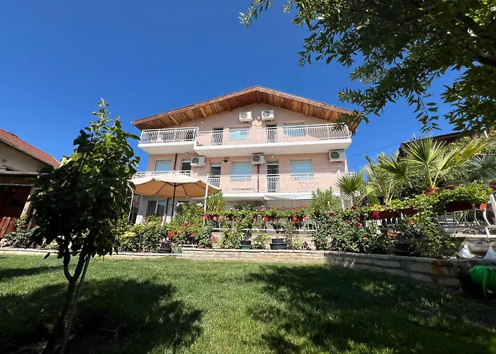 Karina Guest house 4*